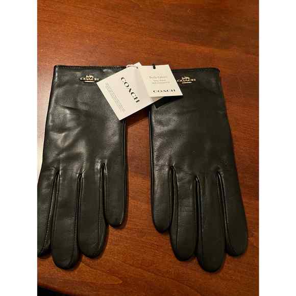 Gorgeous Black Women’s COACH Leather Tech Gloves Size 6 - Picture 1 of 7